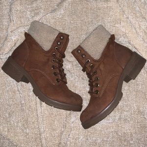 Mossimo Chunky Heel Fall Boot w fur